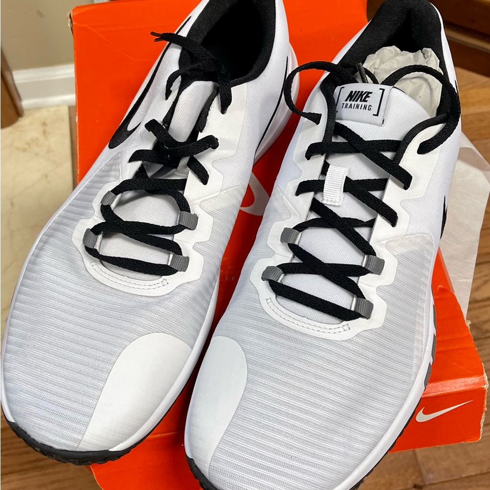 Nike men’s cross trainers